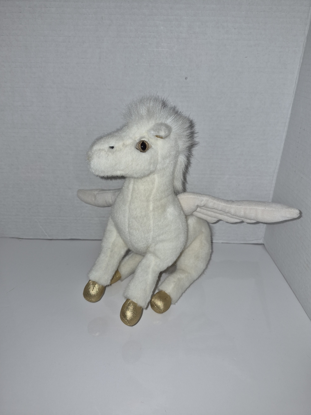 Rare Vintage Gund White Pegasus Plush with Gold Hooves